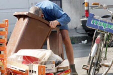 Povertà in Toscana: 4 persone su 10 chiedono aiuto alla Caritas da almeno sei anni