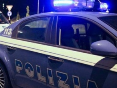volante_polizia_notte-jpg