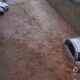 Nubifragio all'Isola d'Elba: strade come fiumi, auto intrappolate. Codice giallo prorogato a domani